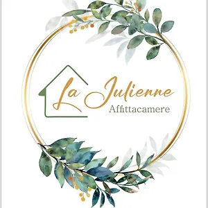  Konukevi La Julienne